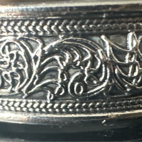 Sterling Silver .925 Detailed Bracelet - Picture 7 of 11